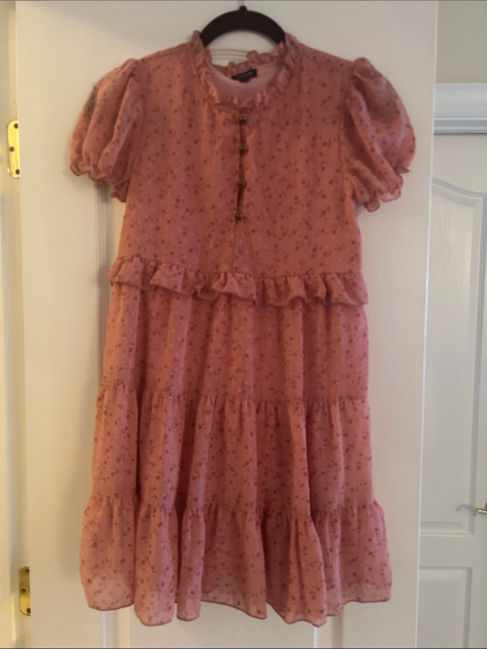 Zunie Dusty Rose Floral Puff-Sleeve Tiered Dress